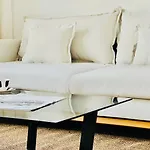Cih Apart-hotel 4*